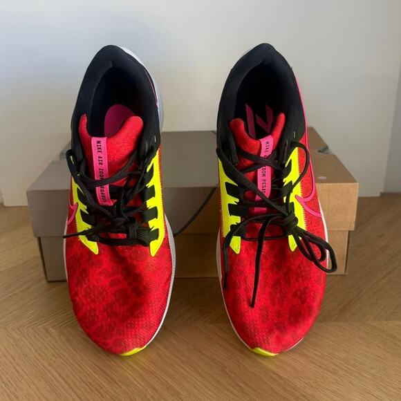 Nike Air Zoom Pegasus 38 LE ‘Chile Red’ Women Running Sneakers - SZ 9 - Picture 3 of 12